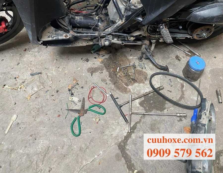 dịch vụ cứu hộ xe máy cấp tốc Phú Nhuận