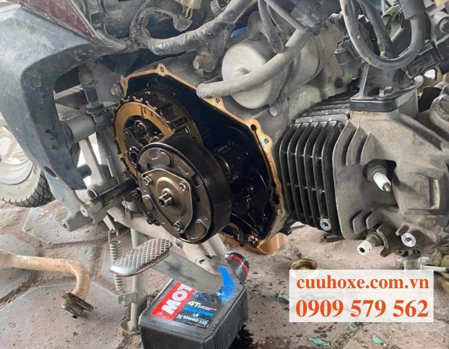 Quy trình tiếp nhận dịch vụ cứu hộ xe máy quận 5