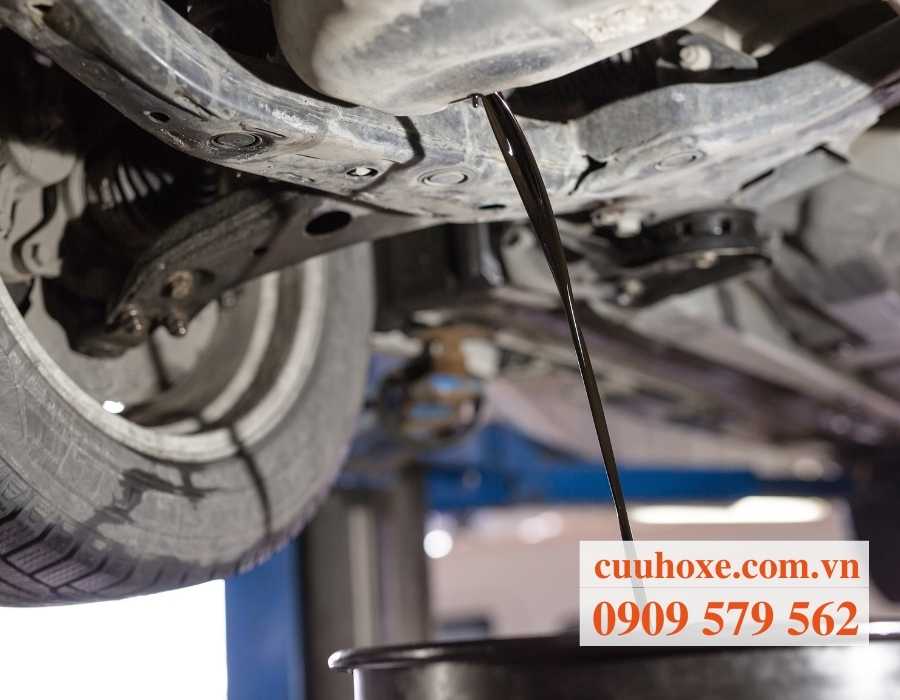 Tại sao bạn cần thay nhớt xe máy honda thường xuyên?