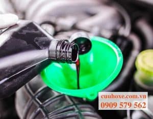 Giá thay nhớt xe máy honda chung hiện nay