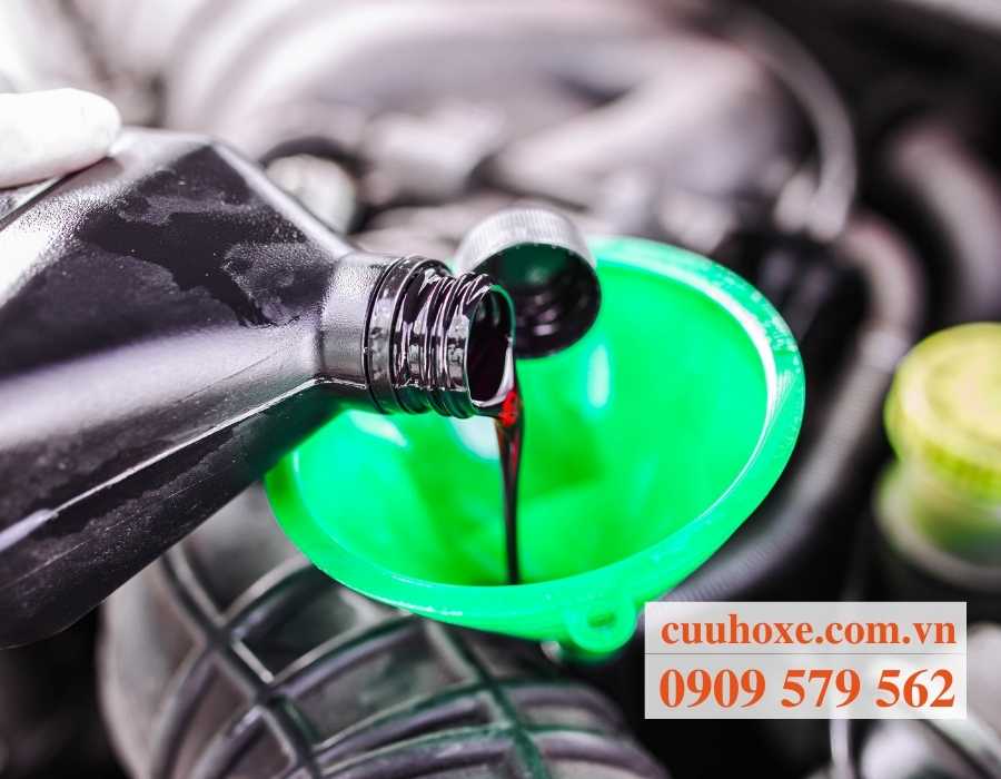 Giá thay nhớt xe máy honda chung hiện nay