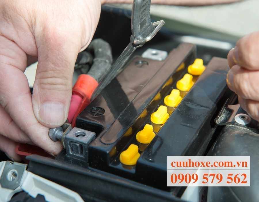 Tại sao nên bảo dưỡng xe máy điện tại Minh Thức Motor?