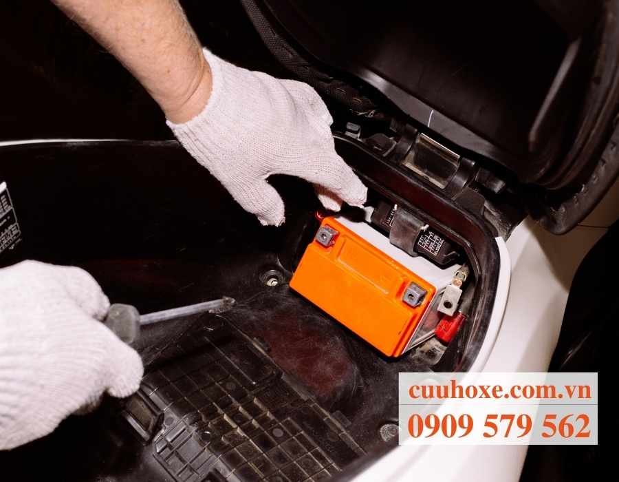 Giá bình acquy xe máy là bao nhiêu?