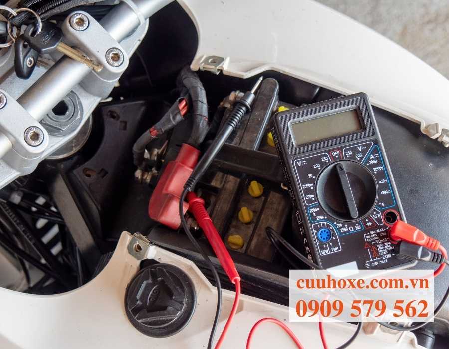 Mua bình ắc quy xe máy chính hãng, giá rẻ tại Minh Thức Motor