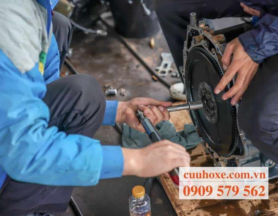 Bảng giá cứu hộ xe ô tô, cứu hộ giao thông giá rẻ