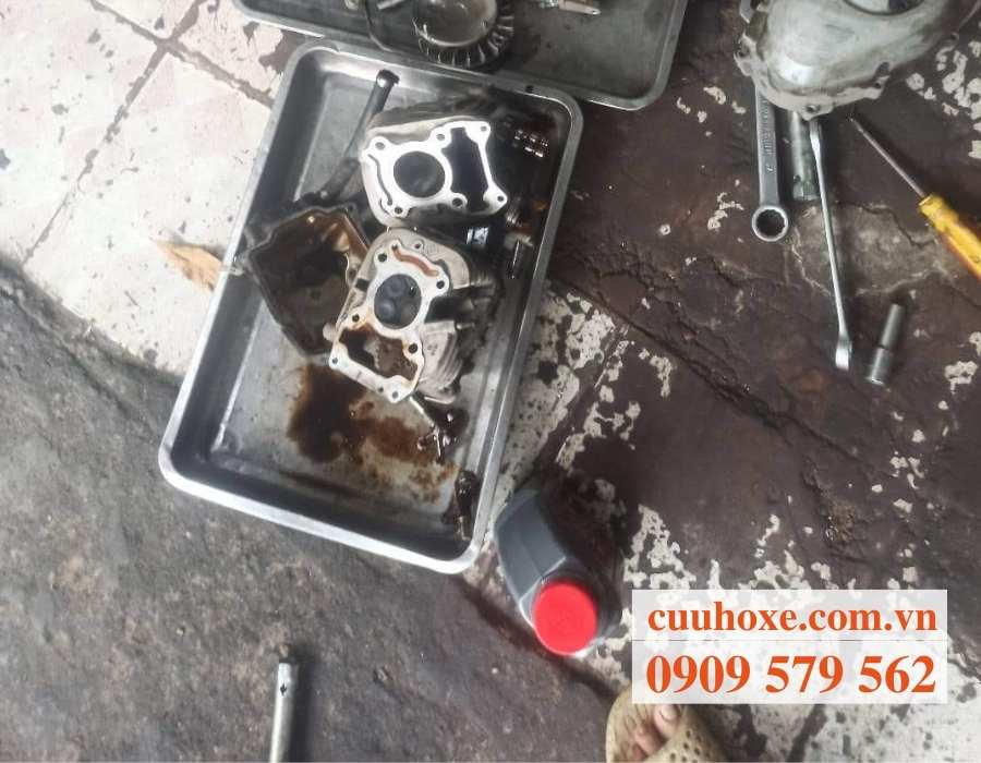 Cứu hộ xe máy cấp tốc giá rẻ huyện Nhà Bè