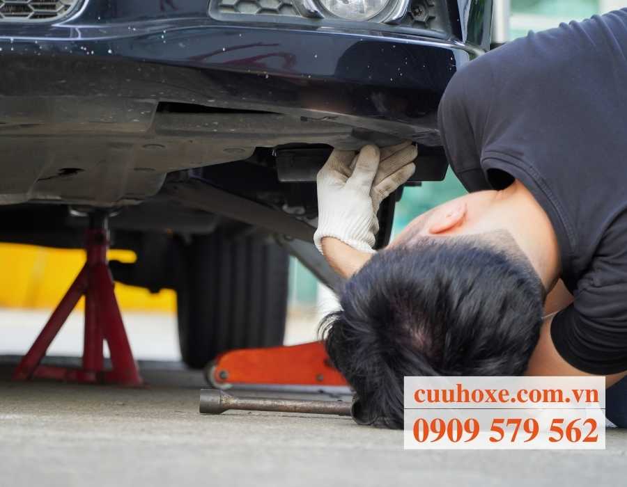 cứu hộ trên cao tốc