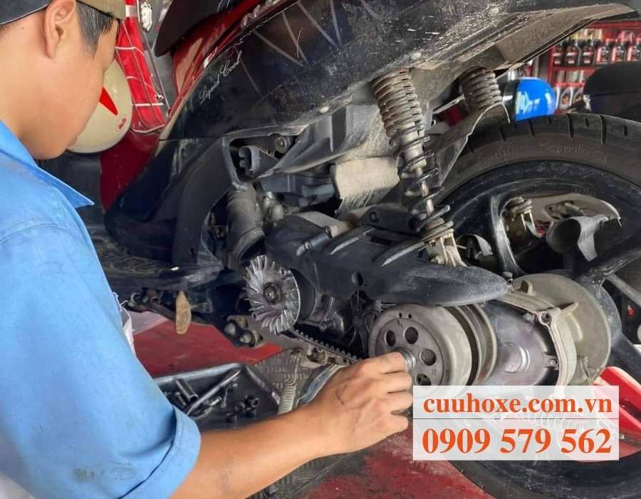 đội sửa xe máy Phú Mỹ Hưng