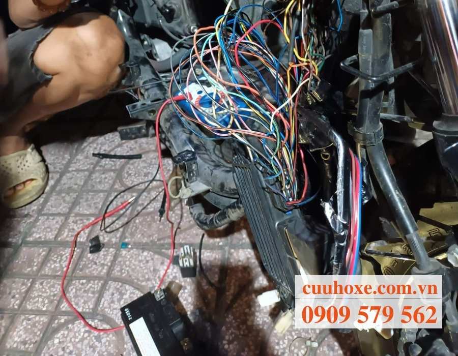 sửa chửa xe máy giá rẻ Phú Mỹ Hưng