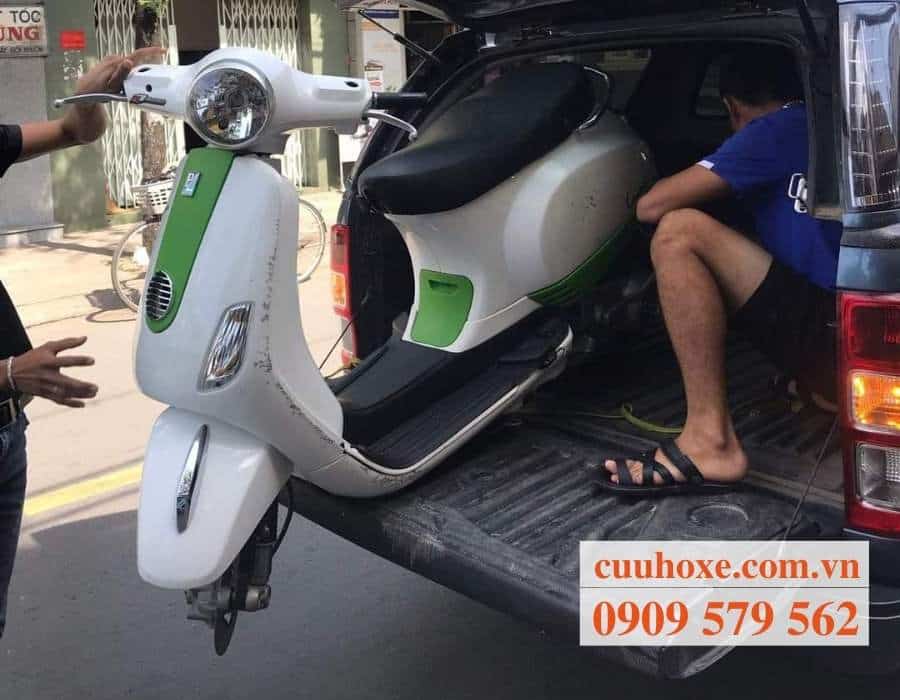 dịch vụ cứu hộ xe Vespa chuyên nghiệp tại chỗ Minh Thức Motor