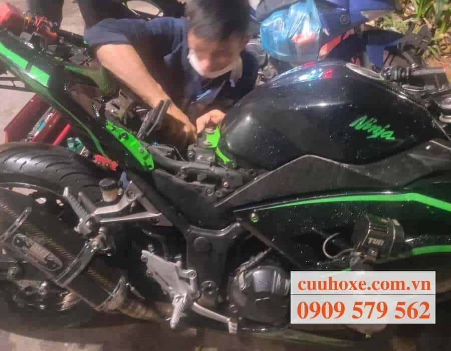 dịch vụ cứu hộ xe Kawasaki tận nơi
