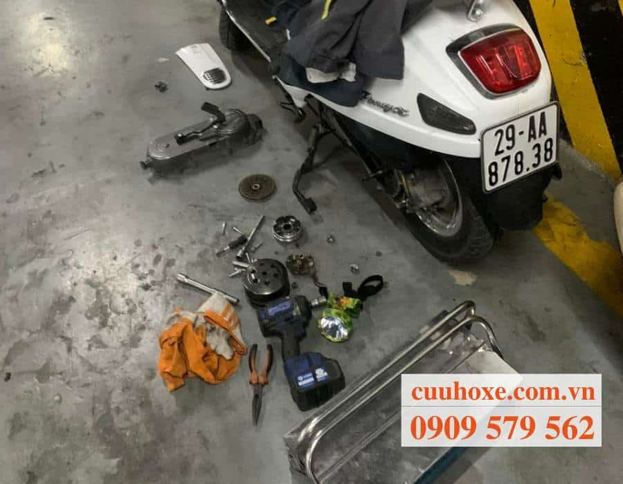 Sửa xe tay ga tại hầm chung cư