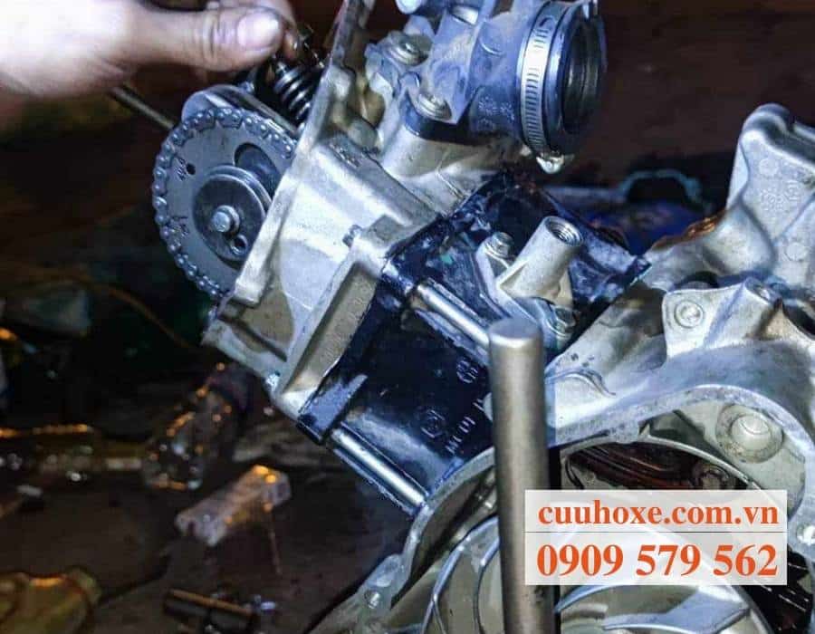 Trung tâm cứu hộ xe máy lưu động 247 Minh Thức Motor