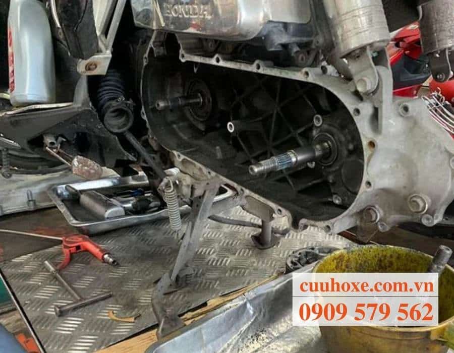 Trung tâm cứu hộ xe máy lưu động giá rẻ Minh Thức Motor