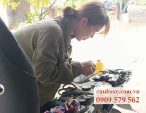 Thay lốp không săm cho future có được không?