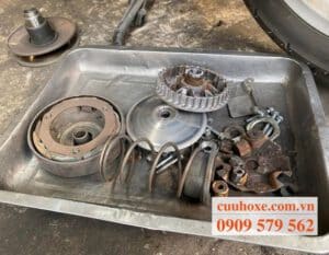 Cứu hộ xe máy cấp tốc giá rẻ Bình Dương