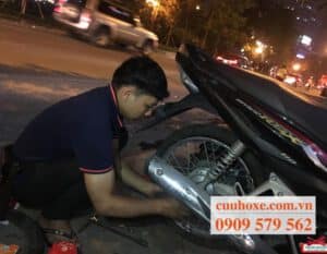 Vá Vỏ Xe Máy Lưu Động TP Huế Giá Rẻ Phục Vụ 247